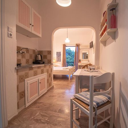 Stella Studios Poros Town Екстериор снимка
