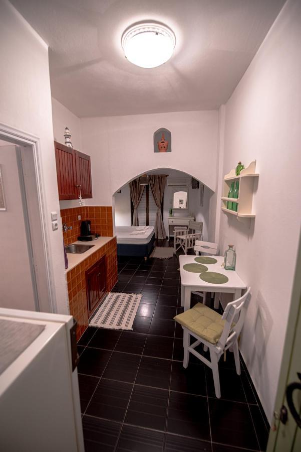 Stella Studios Poros Town Екстериор снимка