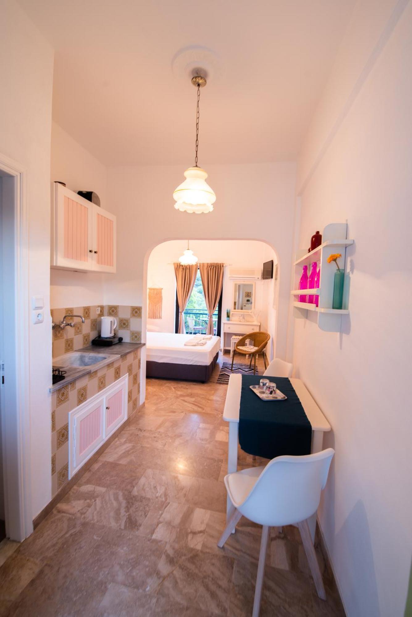 Stella Studios Poros Town Екстериор снимка